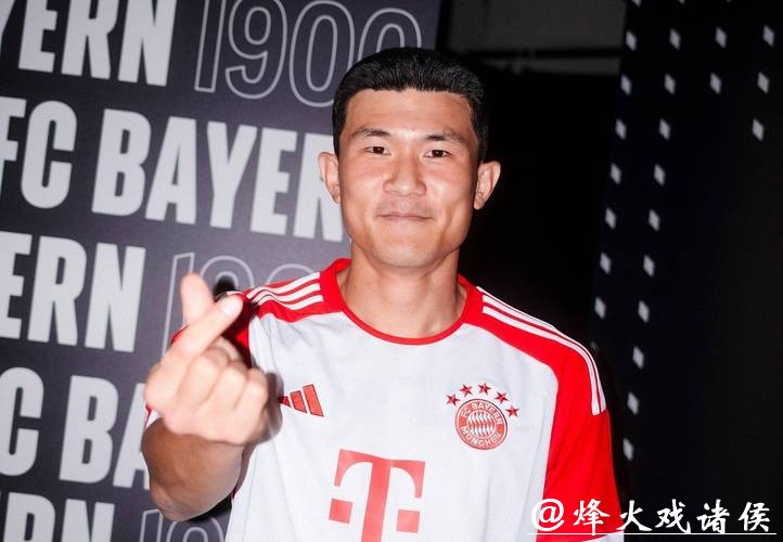 那不勒斯官宣签下金玟哉 启动2000万欧买断条款 那不勒斯官宣签下金玟哉 启动2000万欧买断条款